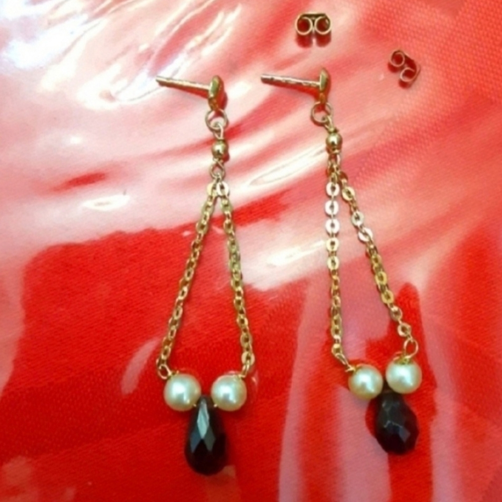 14kt Solid Yellow Gold Hanging Chandelier Earrings - Picture 4 of 4
